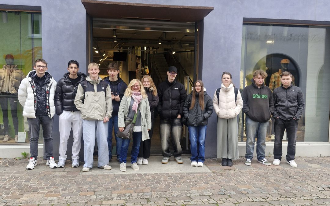 Praxisnaher Unterricht: Die Übungsfirma unterwegs